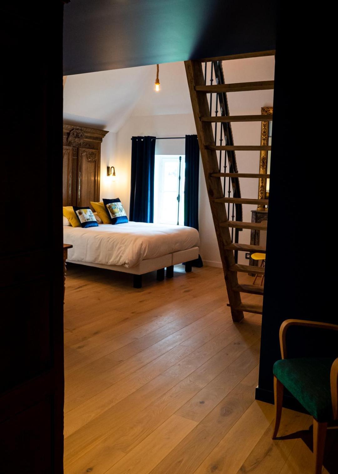 Chateau Du Bertry La Bouexiere ภายนอก รูปภาพ